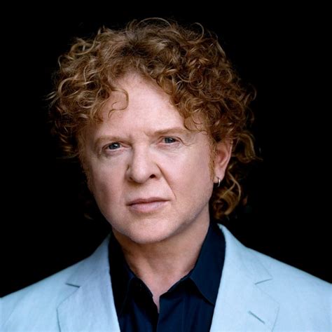 simply red singer biography